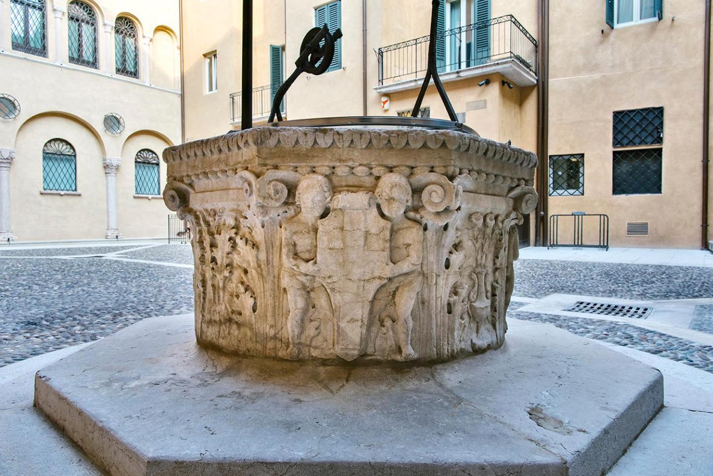 Palazzo Confalonieri Da Lisca Верона Экстерьер фото